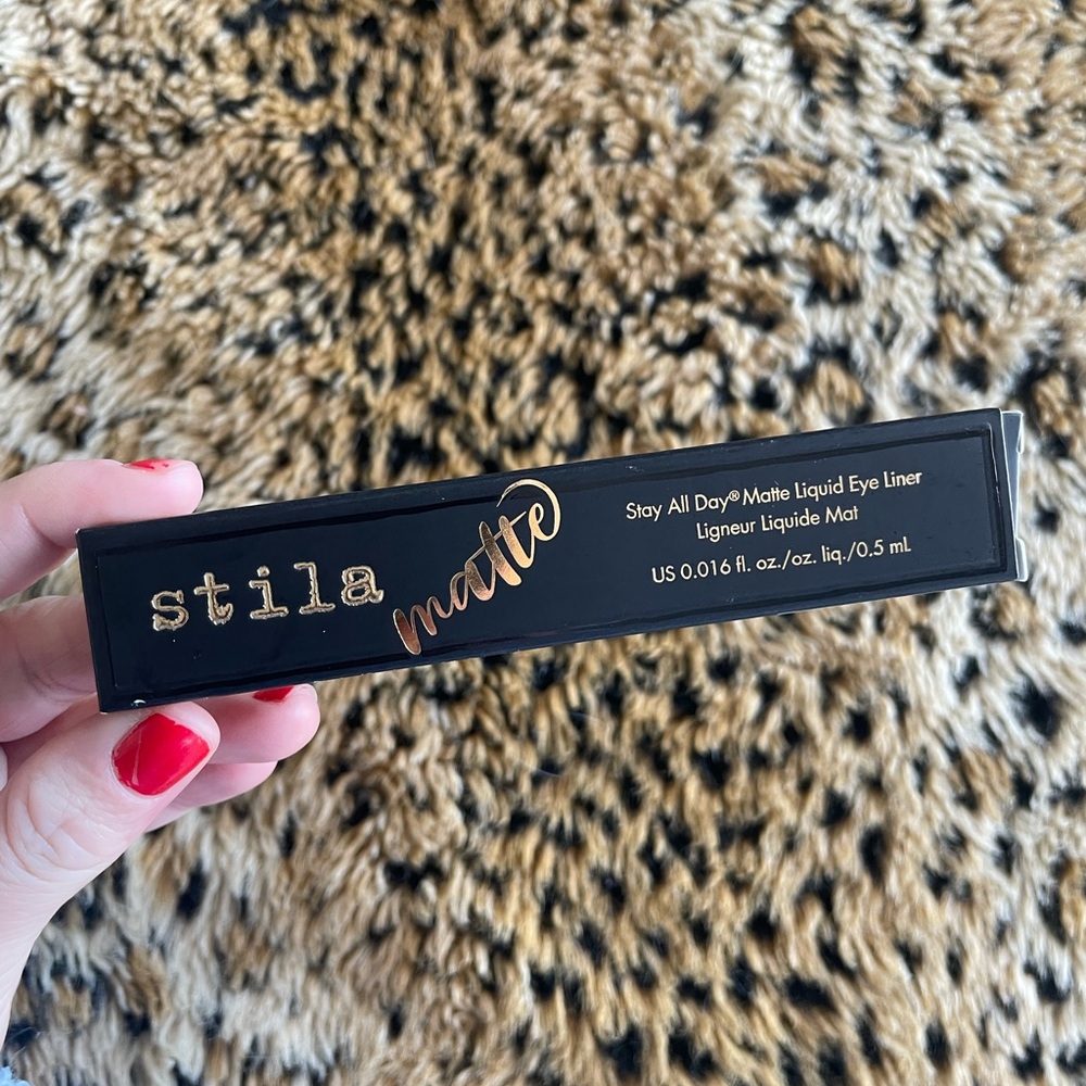 STILA Stay all day liquid eyeliner